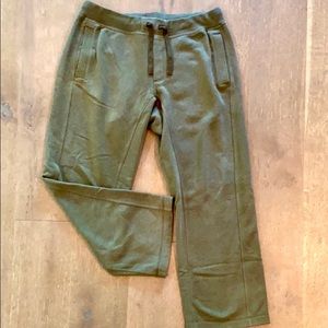 Excellent condition Lululemon Men’s sweatpants